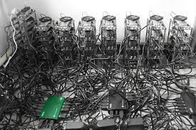 Cloud mining is the process of cryptocurrency mining utilizing a remote datacenter with shared processing power. Le Minage Des Bitcoins Et La Disparation Des Cartes Graphiques Blog Officiel De Kaspersky