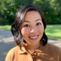 Stephanie Lunt's Instagram, Twitter & Facebook