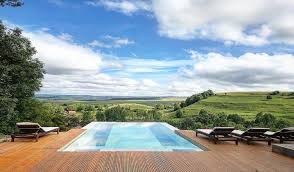 Cele mai bune hoteluri cu piscină din sinaia. Romania 8 Idei De Cazare Cu Piscine Deschise Pe Toata Durata Anului Tarife De La Numai 115 Lei De Persoana Noapte All4travel