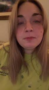 Alyssa Lasley's Instagram, Twitter & Facebook