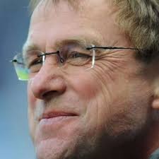 Ralf rangnick steht offenbar vor einem comeback beim fc schalke 04. Wie Hoffenheim Trainer Ralf Rangnick Seine Kinder Uberzeugte Fussball