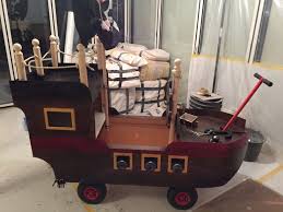 Piratenschiff Auf Bollerwagen Piraten Schiff Piratenschiff Bollerwagen