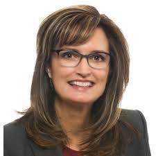 Roslyn Evans's Instagram, Twitter & Facebook