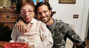 The secrets of their love story. Giulio Berruti In Lutto Le Parole Di Dolore Su Instagram Sono Devastato Un Bene Che Non Finira Mai
