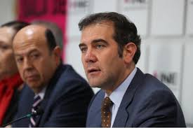 La “guerra fría” entre AMLO y el INE: mueven sus piezas de cara a las  elecciones 2021