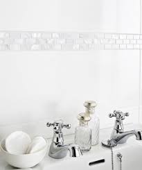 758 638 просмотров • 7 янв. Mother Of Pearl White Brick Border Topps Tiles Bathroom Border Tiles Tile Bathroom French Country Bathroom