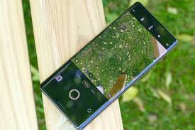 Vivo X80 Pro's ugliness ...