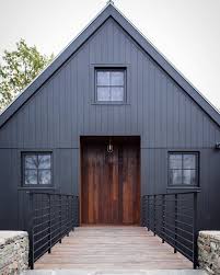 Craneboard ® solid core siding ® top performance and innovative thermal technology meet in the same beautiful, durable, insulated siding. Vertical Cedar Siding Example Black House Exterior House Designs Exterior Modern Farmhouse Exterior