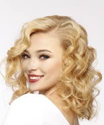 Casual curly hairstyle gives you the freedom of choosing any dull colors for this hairstyle. 21 Beautiful Medium Haircuts For Women