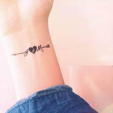 We all love tattoos that are a little creative and different from the rest and give a very special meaning. Mom Tattoos 52 Best Designs And Ideas To Ink In Honor Of Mother Mom Tattoos Mom Tattoo Designs Tattoos For Kids