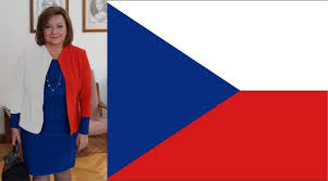 Vulgarity i luxusní byt z eráru. Alena Schillerova Je Podezrela Z Hanobeni Statnich Symbolu Cr Muzi V Cesku