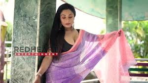 Indian Hot Aunty | Mallu Porn | Big bOObs | Saree | Blouse | Sexy Aunty |  Hot Cleavage Show - XNXX.COM