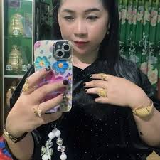 Demos la bienvenida a los nuevos miembros del grupo! Diane Caruso, Erika  Cheng, Kimberly Howell, Helen Ray, Patricia Clarke, Pat Kemple-Rhodes,  Ashia Montalvo-Wilson, Sandy Pohl, Carol Dillaman, Alieke van de  Blankevoort -