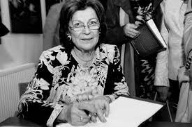 Profesor tadeusz łapiński wraz z żoną został odnaleziony martwy w domu w miejscowości zajezierzcze. Prof Ariadna Gierek Lapinska Nie Zyje Miala 82 Lata