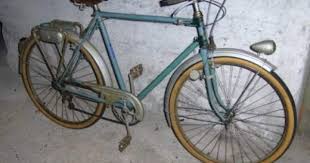 Velo Ancien Sonnette Sur La Roue Rare Velos Anciens Velo Velo Solex