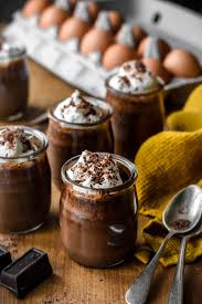 Classic French Chocolate Pots De Creme Recipe In 2020 Chocolate Pot De Creme Recipe French Christmas Food Desserts