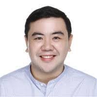 Marie Tayag's Instagram, Twitter & Facebook