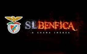The site lists all clubs he coached and all clubs he played for. Herunterladen Hintergrundbild Sl Benfica Fussball Portugal Wappen Von Benfica Rechts Fur Desktop Kostenlos Hintergrundbilder Fur Ihren Desktop Kostenlos