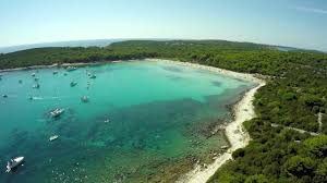 It's located on dugi otok and is surrounded by natural beauty and a peaceful atmosphere. Bozava Sakarun Dugi Otok Youtube