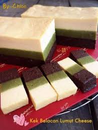 Apa kata kali ini cuba sesuatu yang berbeza dengan membuat kek coklat lapis cream cheese. Kek Lapis