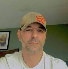 Kathy Lacey's Instagram, Twitter & Facebook