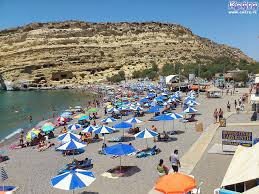 Zu verdanken hat es seinen guten ruf vor allem den hippies, die hier am ende der 1960er und in den 1970er jahren lebten. Kreta Matala Kreta Stadte Und Dorfer Crete Pl