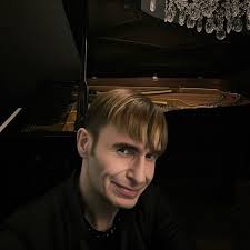 Liberace Fans Gala Event at Mansion