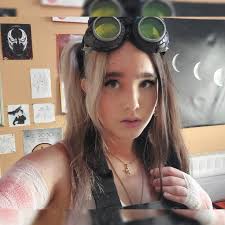 Trinity Diaz (@holdthydoor) • Instagram photos and videos