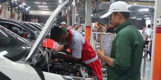 Maybe you would like to learn more about one of these? Begini Cara Daihatsu Uji Kepintaran Siswa Smk Sebelum Masuk Dunia Kerja Otosia Com