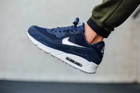 Nike Air Max 90 Essential Midnight Navy Metallic Silver Eu Kicks Sneaker Magazine Nike Running Shoes Women Nike Air Max Gray Nike Shoes