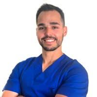 20+ perfiles de «Adrián Bustos»