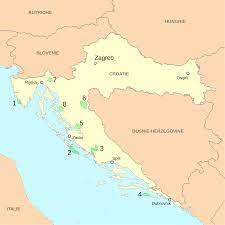 Dubrovnik has recovered from the war damage it suffered during the 1990s, and visitors have returned to this tranquil city. Datei Croatie Parcs Nationaux Fr Svg Wikipedia