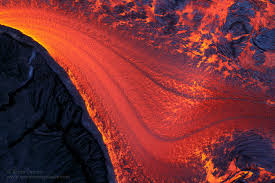 Very Hot Fluid Pahoehoe Gushes From A Ruptured Lava Tube A Molten Mass That Covers An Old Flow Adding Yet Anot Fluid Flow Beautiful Nature Background Images