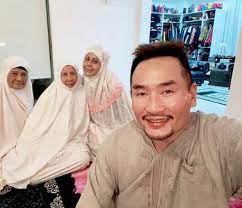 See more of dato' ac mizal on facebook. Rajin Dato Kemas Rumah Suami Mithali Netizen Berita Kopak Cc