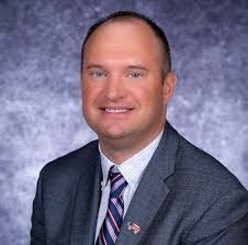 Chad Groves's Instagram, Twitter & Facebook