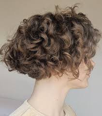 From short curly,short deep wave,short straight weave hairstyles to other short wavy weave hairstyles. 10 Alluring Curly Bob Hairstyles With Weave Wetellyouhow