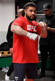 Backstage after fight night liverpool, dana white discusses till vs. Ufc Fighter Known As Combat Wombat Jailed For Punching Man So Hard He Needed Facial Surgery Internewscast