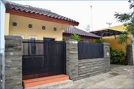 Coba deh, di kepoin dulu satu per satu. 17 Contoh Model Pagar Rumah Minimalis Berkonsep Modern