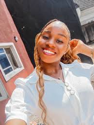 BE HONEST LADIES , HOW IS LIFE WITHOUT A MAN ☹️☹️☹️