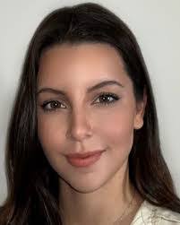 Gloria Avitia's Instagram, Twitter & Facebook