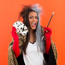 Si vous avez un faible pour la mé chante cruella d'enfer vous facile à mettre, taille unique adulte. Deguisement Halloween Derniere Minute Idees Pour Hommes Femmes