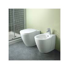 Sanitari bagno bidet e vaso wc sospesi filomuro con coprivaso sedile softclose e staffe. Ideal Standard Sanitari Connect Filo Parete Con Coprivaso