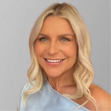 Time to hang up the orange hat. 🧡 Finishing up at BWS has felt surreal.  It's been more than a job; it's been a place of immense growth, creativity  and connection. I'm