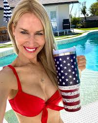 Let's get ready to rumble!!!! 🇺🇸🇺🇸🇺🇸 9pm ET & 6pm AZ Time!!!  #presidentialdebate2024 #usa #letsgo