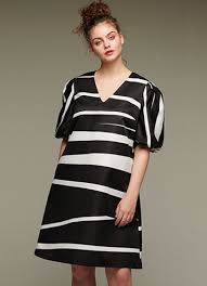 The new spring summer 2021 collection by luisa viola is coming soon: 5jpoy0liqwaofm