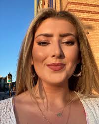 Alys (@alysmusicuk) • Instagram photos and videos