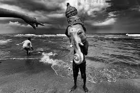 Black And White Street Photography India Street Photography In India 50 Stunning Black Amp White Photos 121clicks Com Street Photography Photo India Street