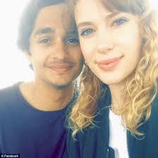 The 29 year old died in hospital a week after her mother, father and sister were. Boyfriend Posts Heartbreaking Tribute To Home And Away Star S Sister After She Died In Hospital Three Days After Car Crash Gymbuddy Now