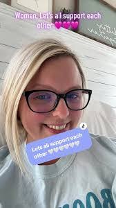 Kelli Kimbrough's Instagram, Twitter & Facebook