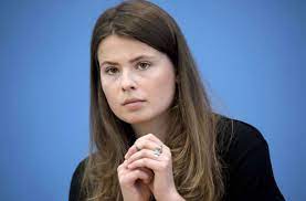 Aktivistin luisa neubauer fällt ein besonders vernichtendes urteil. Jrbxfhjpvlgqum